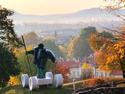 Skulptur an der Donau